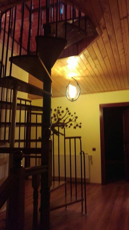 Casa De Vacanta Paraul Rece Exteriör bild