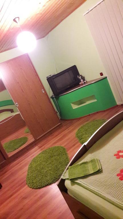 Casa De Vacanta Paraul Rece Exteriör bild