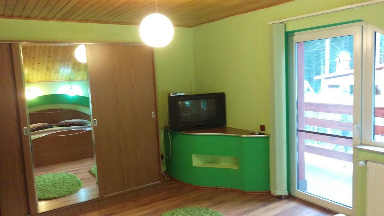 Casa De Vacanta Paraul Rece Exteriör bild