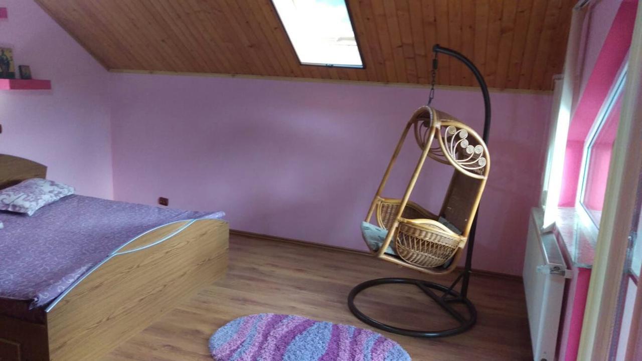 Casa De Vacanta Paraul Rece Exteriör bild